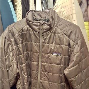 Patagonia men’s jacket medium